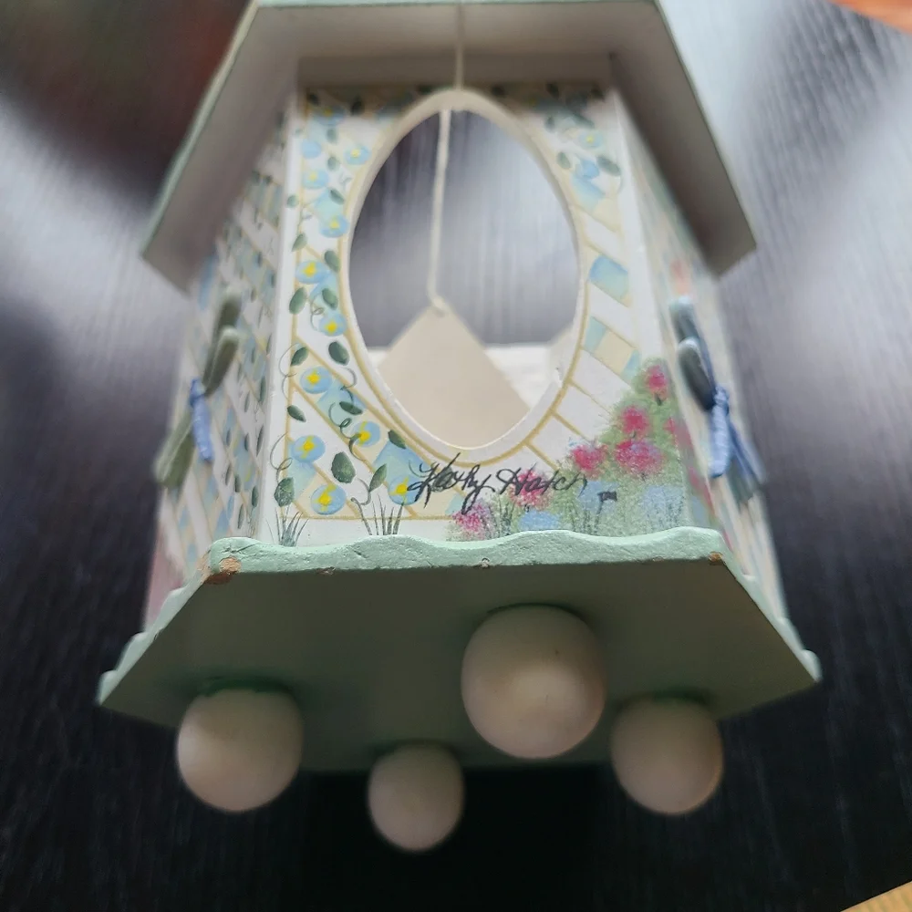 Decorative Candle Holder with Dragonfly Design